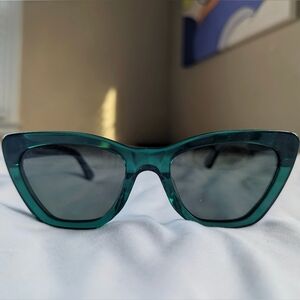 DIFF Camila Dark Ivy Cat-Eye Sunglasses